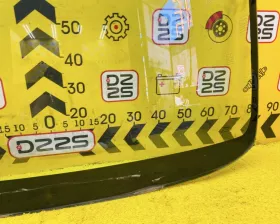 Лобовое стекло NISSAN