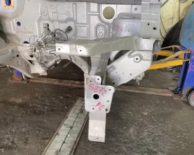 Лонжерон NISSAN