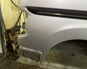 Крыло заднее NISSAN
