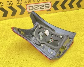 Стоп-сигнал Toyota