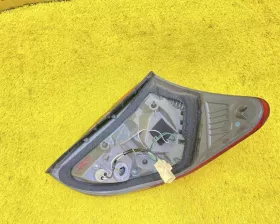 Стоп-сигнал Toyota