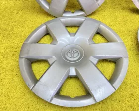 Колпаки на колеса R15 Toyota