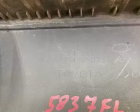 Подножка Toyota
