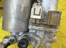 Блок abs TOYOTA SIENTA 2016 4705052280 NHP170G 1NZFXE, передний