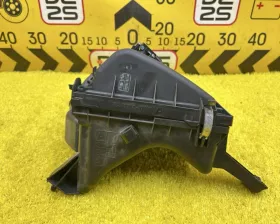 Корпус воздушного фильтра Toyota