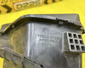 Корпус воздушного фильтра Toyota
