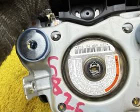 Подушка безопасности водителя Honda