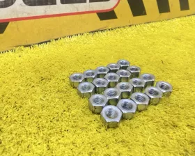 Гайка на колесо Toyota