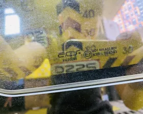 Стекло двери NISSAN