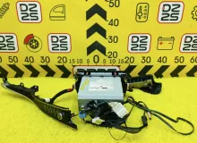 Магнитофон TOYOTA HARRIER 2014 8680448510 ZSU60W 3ZRFAE, передний