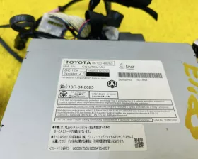 Магнитофон Toyota