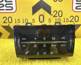 Блок управления климат-контролем Toyota