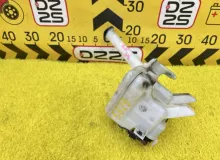 Бачок стеклоомывателя TOYOTA SIENTA 2016 8531552420 NHP170G 1NZFXE, передний