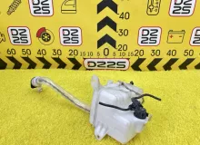 Бачок стеклоомывателя TOYOTA ESQUIRE 2015 8531528340 ZWR80G 2ZRFXE, передний