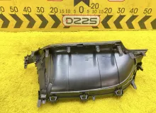 Бардачок TOYOTA ESQUIRE 2015 5543228260 ZWR80G 2ZRFXE, передний