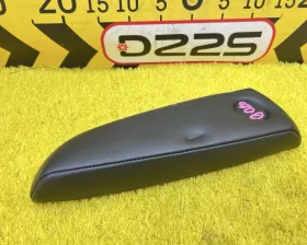 Подлокотник Toyota