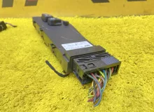 Блок управления сиденьем Land Rover RANGE ROVER 2005 HSL000170 L322 448PN, передний левый