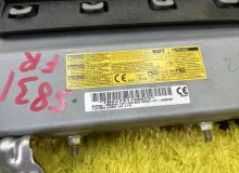 Подушка безопасности для колен TOYOTA ESQUIRE 2015 7390028030 ZWR80G 2ZRFXE, передняя правая