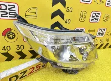 Фара TOYOTA ESQUIRE 2015 8113028F71 ZWR80G 2ZRFXE, передняя правая