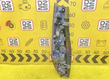 Стоп-сигнал TOYOTA ESQUIRE 2015 8156128630 ZWR80G 2ZRFXE, задний правый