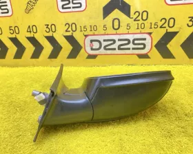 Уши Mercedes-Benz