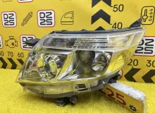 Фара TOYOTA ESQUIRE 2015 8117028D21 ZRR85G 3ZRFAE, передняя левая