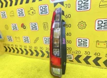 Стоп-сигнал TOYOTA ESQUIRE 2015 8156128630 ZWR80G 2ZRFXE, задний левый