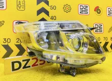 Фара TOYOTA ESQUIRE 2015 8113028F71 ZRR85G 3ZRFAE, передняя правая