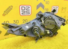 Фара TOYOTA ESQUIRE 2015 8117028D21 ZRR85G 3ZRFAE, передняя левая