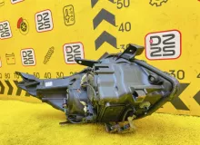 Фара TOYOTA ESQUIRE 2015 8117028D21 ZRR85G 3ZRFAE, передняя левая