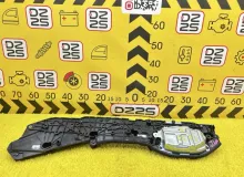 Доводчик двери TOYOTA VOXY 2014 8500528071 ZWR80G 2ZRFXE, задний правый