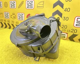 Корпус воздушного фильтра Toyota