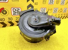Корпус воздушного фильтра TOYOTA LAND CRUISER PRADO 1994 1770067030 KZJ78W 1KZTE, передний