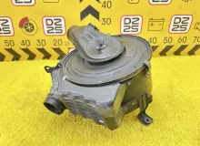 Корпус воздушного фильтра TOYOTA LAND CRUISER PRADO 1994 1770067030 KZJ78W 1KZTE, передний