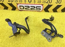 Петля капота TOYOTA ESQUIRE 2015 5341028100 ZRR85G 3ZRFAE, передняя