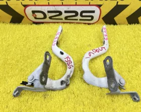 Петля капота TOYOTA
