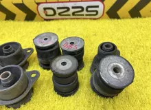 Подушка кузова TOYOTA LAND CRUISER 2003 5220160050 UZJ100W 2UZFE