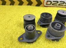 Подушка кузова TOYOTA LAND CRUISER 2003 5220160050 UZJ100W 2UZFE