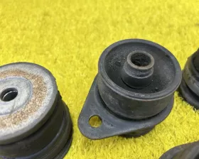 Подушка кузова Toyota