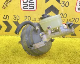 Главный тормозной цилиндр Toyota