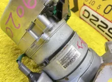 Рулевая колонка TOYOTA ESQUIRE 2015 4520A28131 ZWR80G 2ZRFXE, передняя