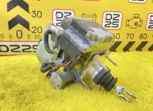 Главный тормозной цилиндр TOYOTA AQUA 2015 4705012200 NHP10 1NZFXE, передний