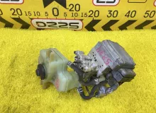 Главный тормозной цилиндр TOYOTA AQUA 2015 4705012200 NHP10 1NZFXE, передний