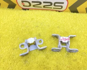 Петли двери багажника Toyota