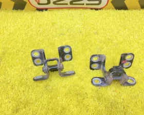 Петли двери багажника Toyota