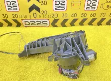 Доводчик двери Mercedes-Benz V-CLASS 2008 A6398200142 W639 M272E35/272.978/272978, задний левый