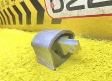 Подушка коробки передач Mercedes-Benz E-CLASS 2017 A2052405300 WDD213 OM654DE20LL|OM 654.920, передняя
