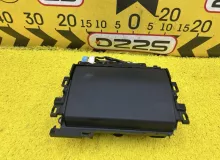 Монитор LEXUS CT200H 2012 8611176020 ZWA10 2ZRFXE, передний