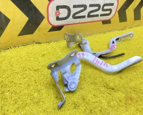 Петля капота TOYOTA