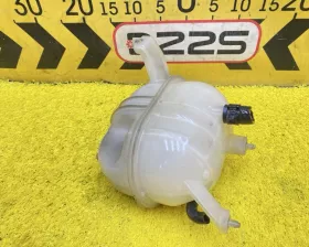 Бачок расширительный Toyota